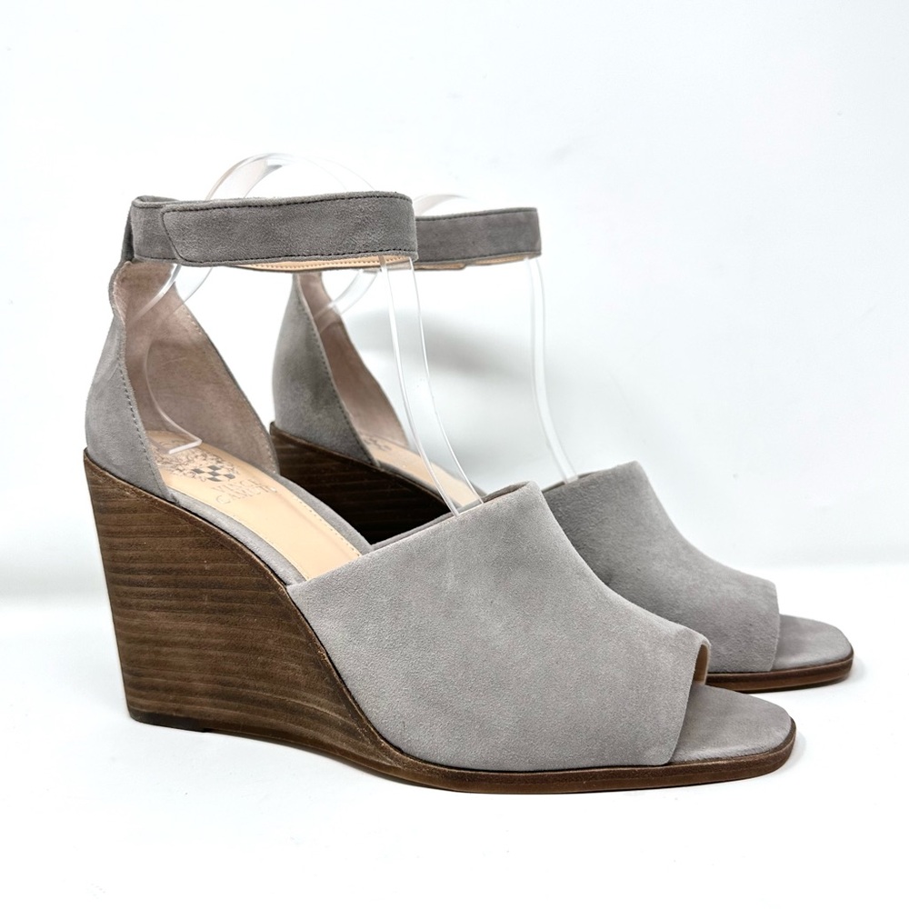 Vince Camuto Deedriana  Women’s Wedge Sandals Taupe Grey Suede